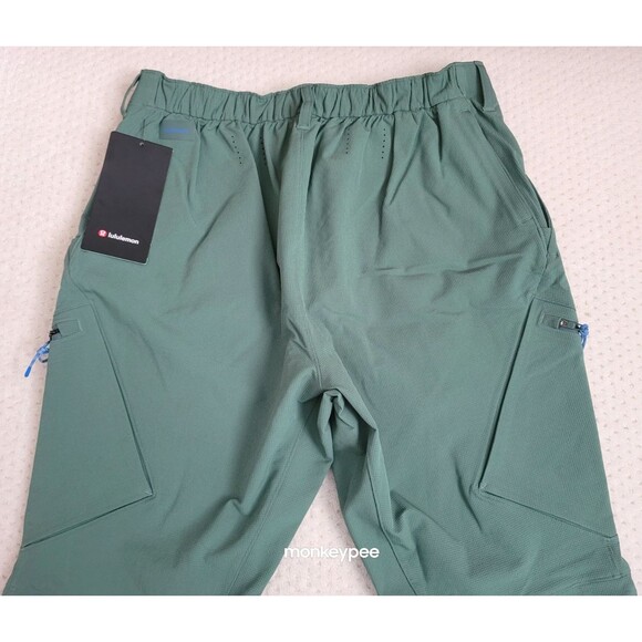 🔥NWT Mens Lululemon Merino Wool Hiking Cargo Pant Tapered, Forest Green 32 - Picture 4 of 11